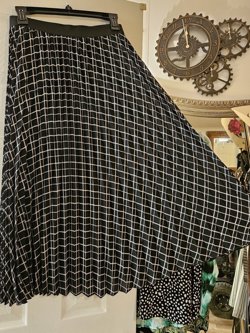 CeCe Black Pleated Grid Skirt with White Windowpane